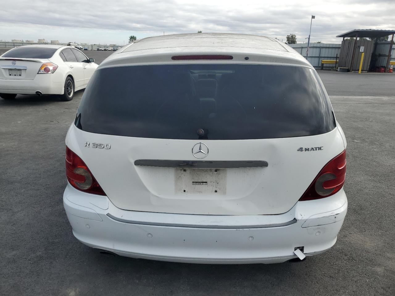 2006 Mercedes-Benz R 350 VIN: 4JGCB65E16A035417 Lot: 92732015