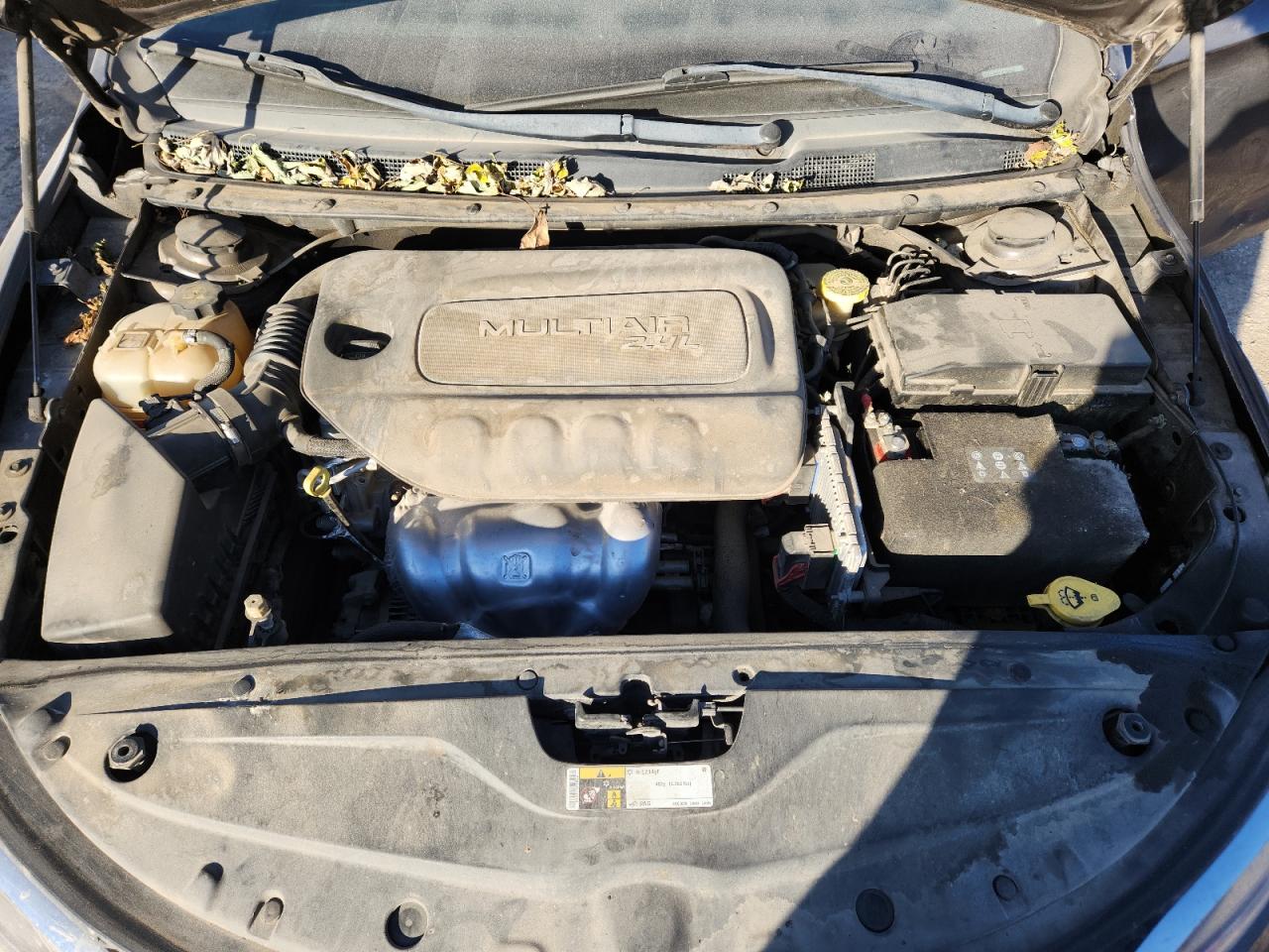 2015 Chrysler 200 Limited VIN: 1C3CCCAB8FN706512 Lot: 91429985