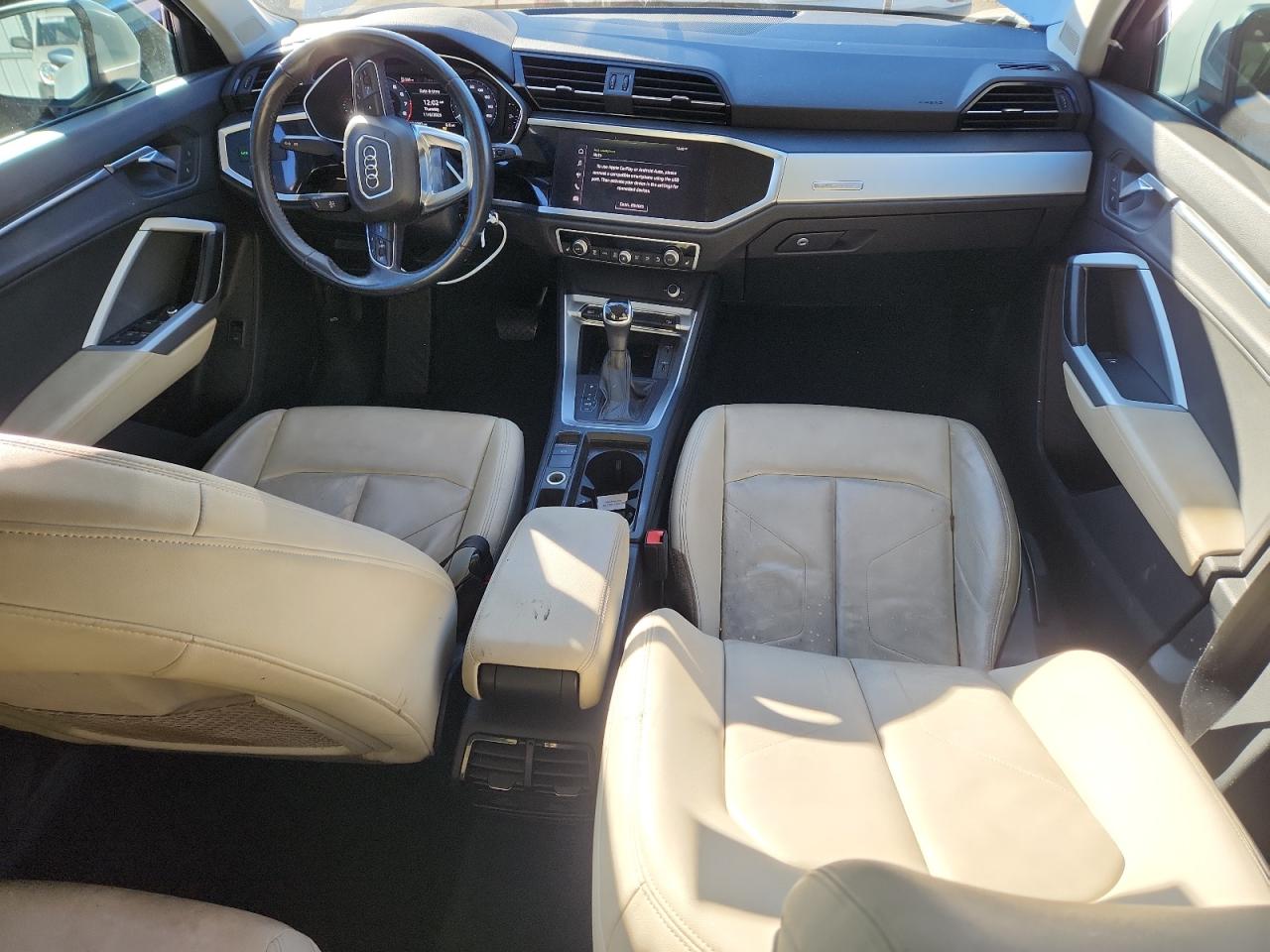 2020 Audi Q3 Premium VIN: WA1AECF30L1025093 Lot: 92372505