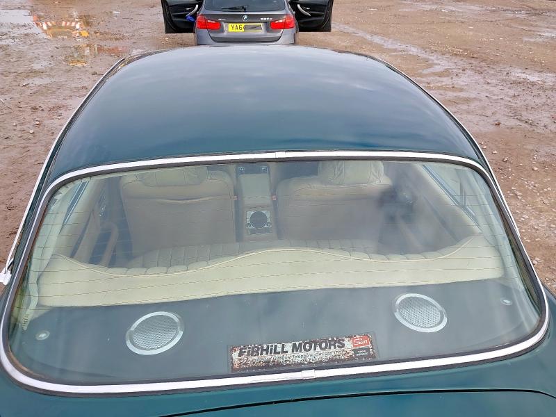 1972 DAIMLER SOVEREIGN 4.2 AUTO 