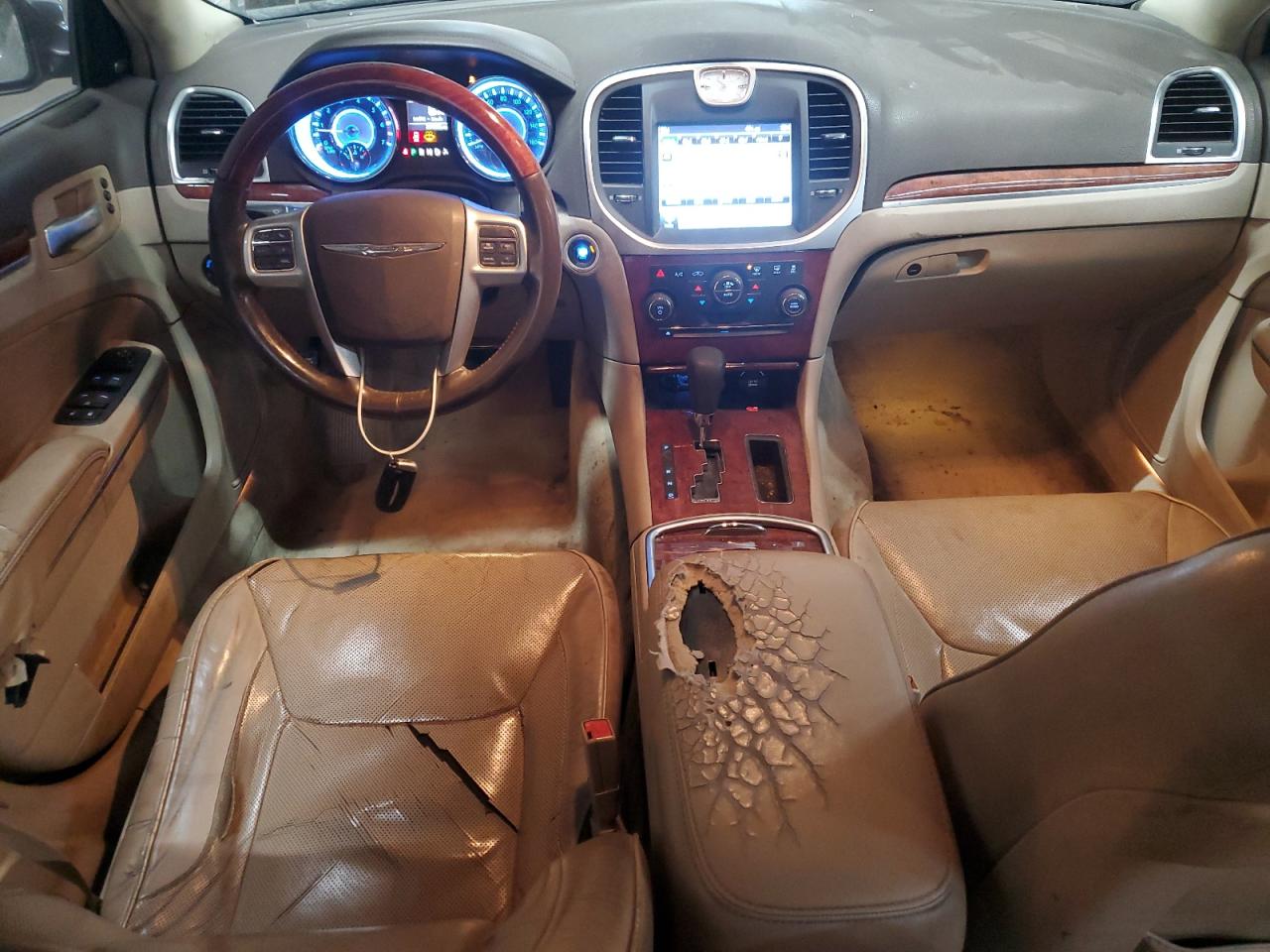 2011 Chrysler 300C VIN: 2C3CK6CT7BH560052 Lot: 92702825