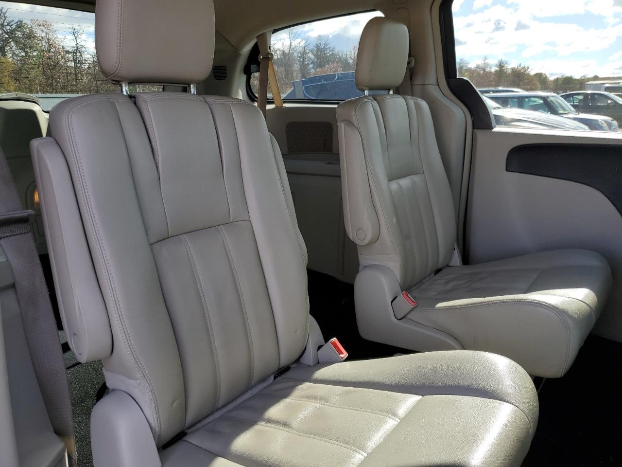 2013 Chrysler Town & Country Touring VIN: 2C4RC1BG2DR652760 Lot: 91549505