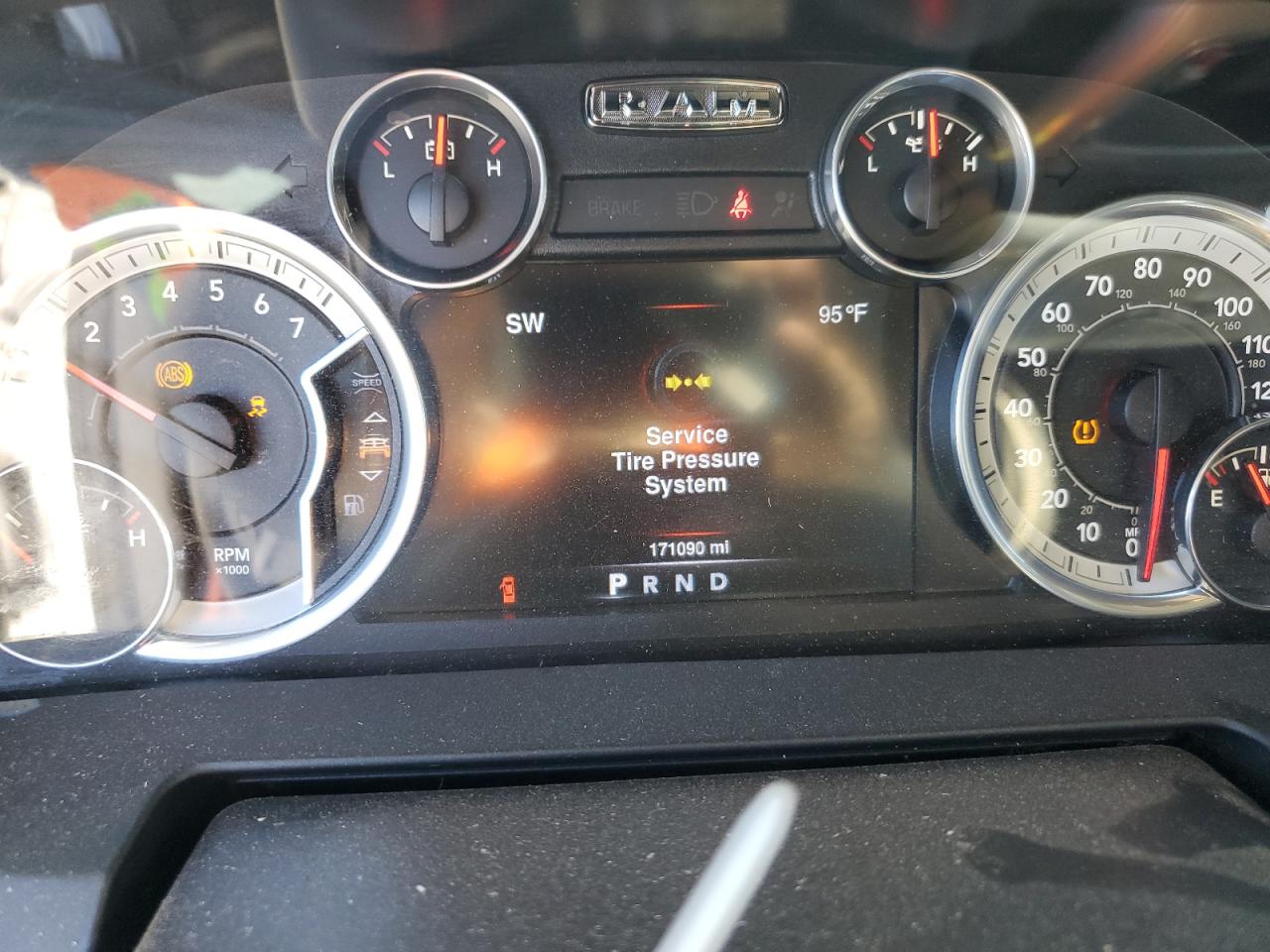 2016 Ram 1500 Laramie VIN: 1C6RR7NT1GS246392 Lot: 91819255