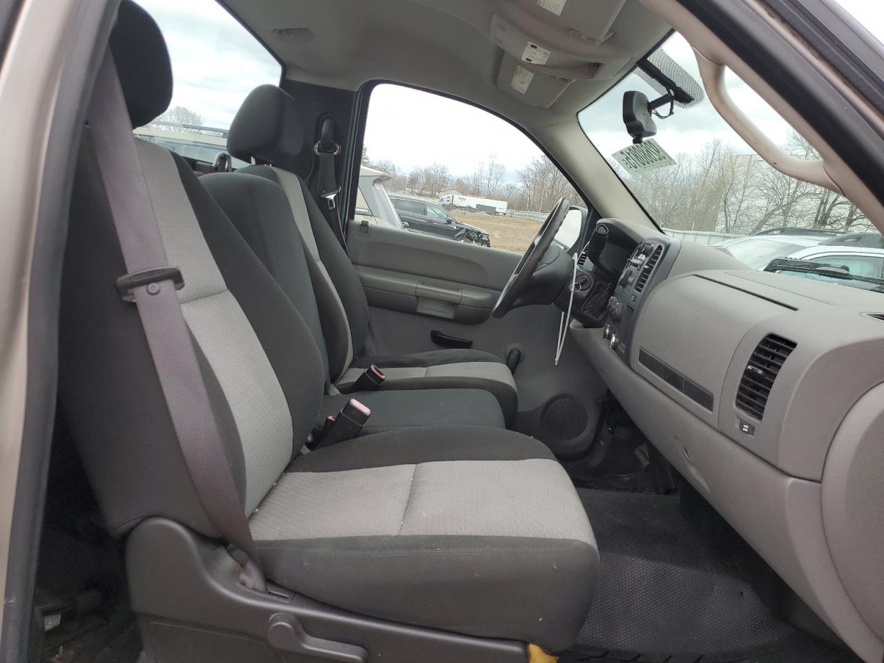 2008 GMC Sierra C1500 VIN: 1GTEC14X18Z308277 Lot: 92680815