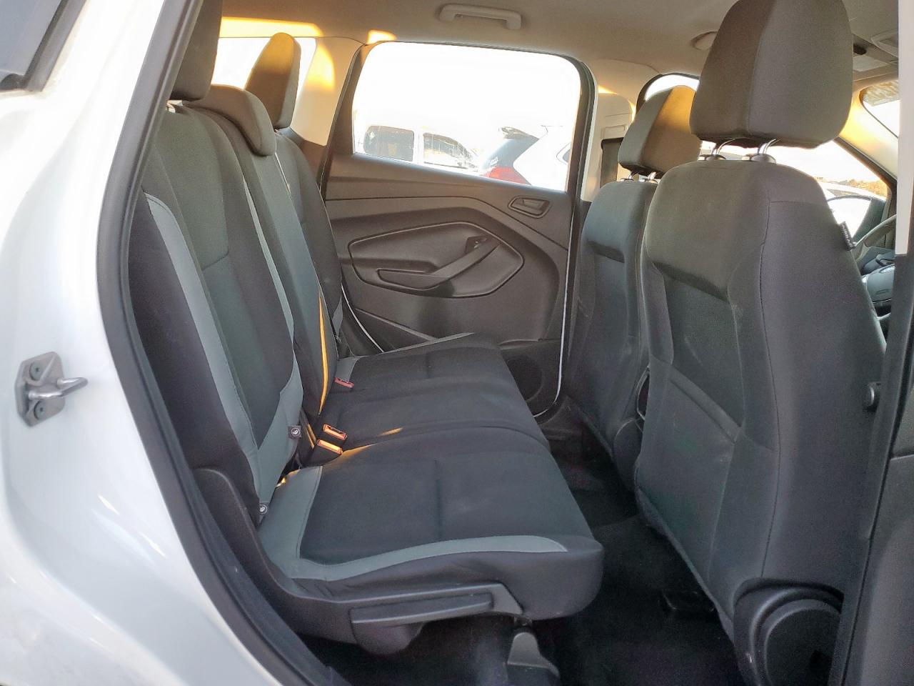 2016 Ford Escape S VIN: 1FMCU0F79GUC66766 Lot: 91857025