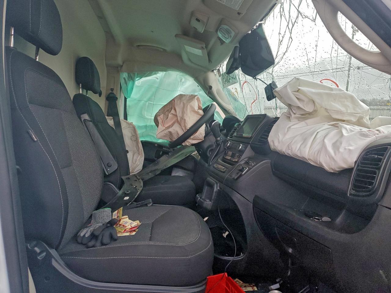 2022 Ram Promaster 2500 2500 High VIN: 3C6LRVDGXNE114102 Lot: 94045045