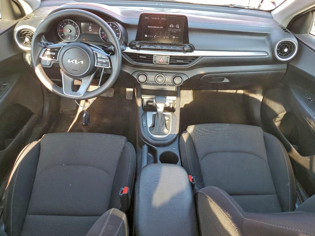 2023 Kia Forte Lx VIN: 3KPF24AD0PE639851 Lot: 93568805