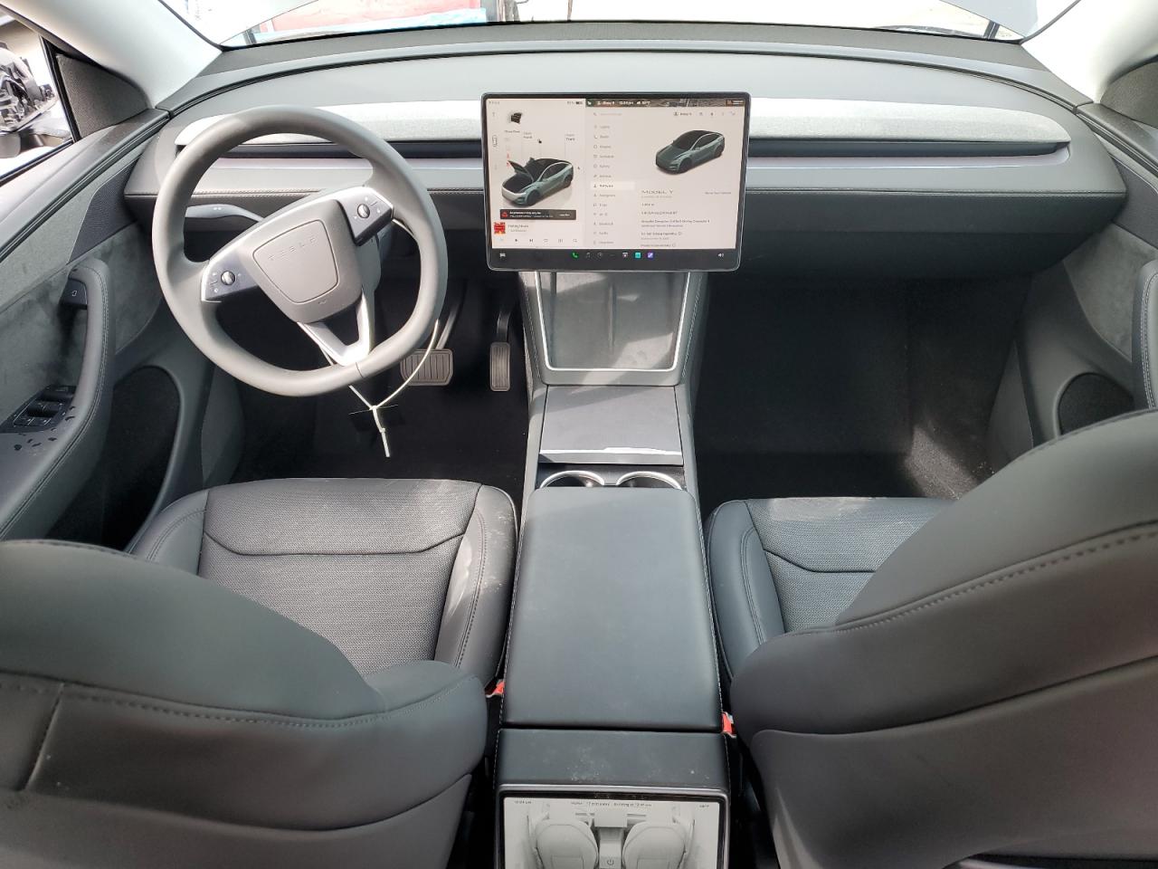 2026 Tesla Model Y VIN: 7SAYGDED1TF429187 Lot: 93100485