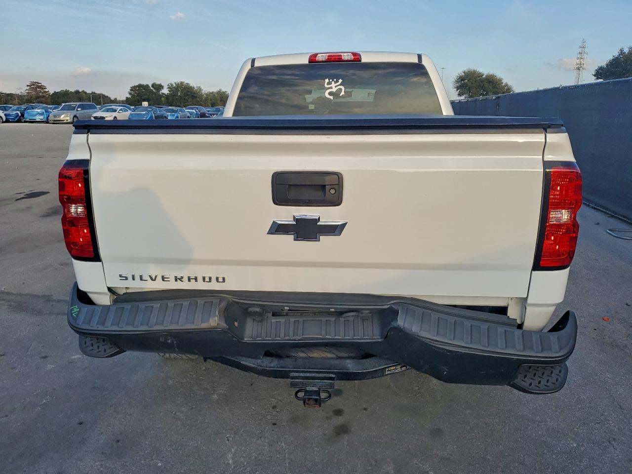 2018 Chevrolet Silverado C1500 VIN: 1GCRCNEHXJZ259375 Lot: 94297695
