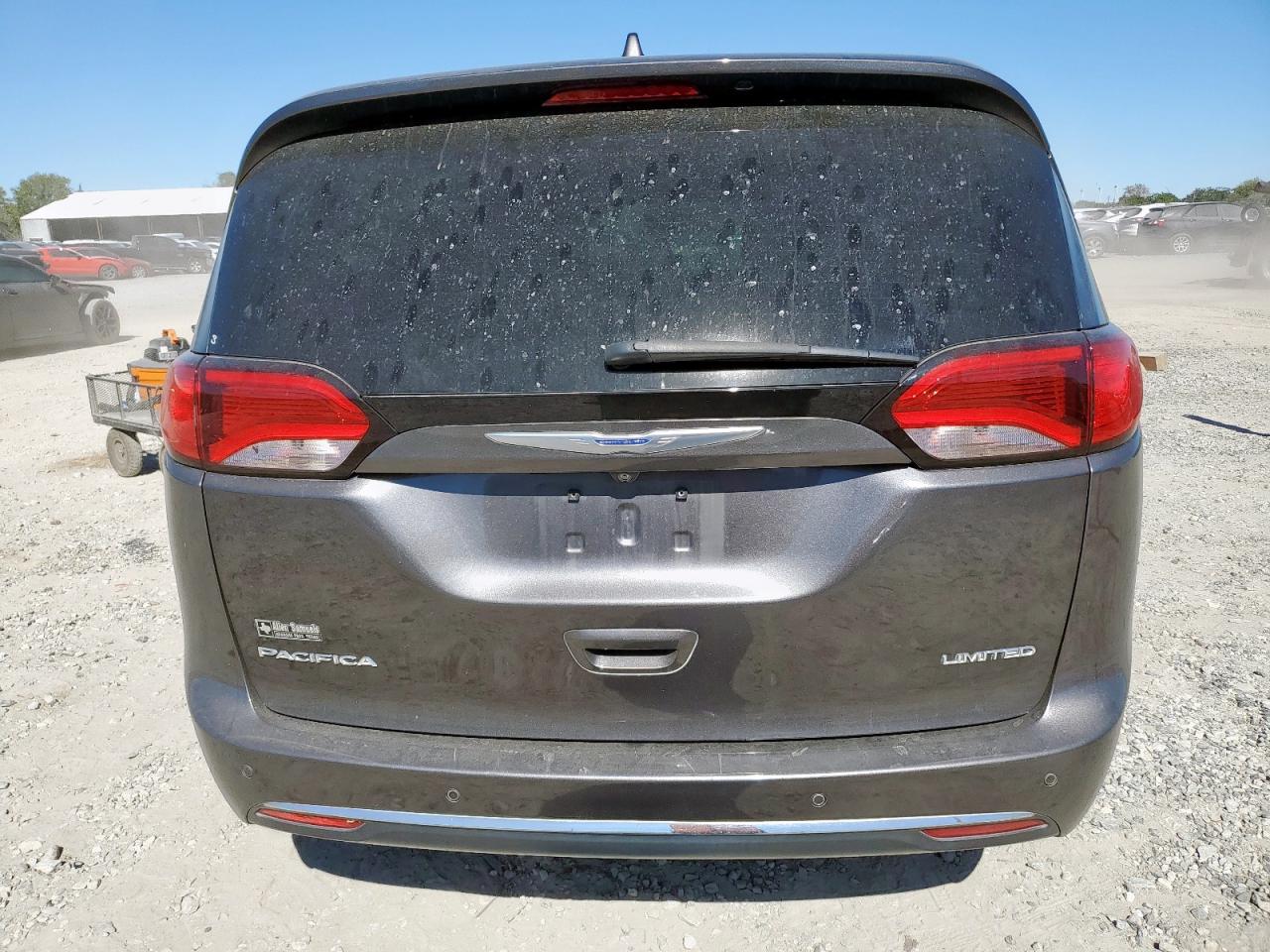 2020 Chrysler Pacifica Limited VIN: 2C4RC1GGXLR143670 Lot: 92304775