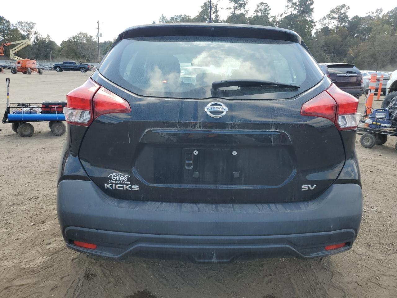 2018 Nissan Kicks S VIN: 3N1CP5CU4JL532881 Lot: 93076845