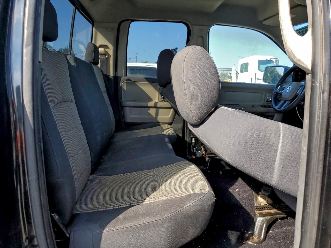 2010 Dodge Ram 1500 VIN: 1D7RB1GP6AS111268 Lot: 92765655