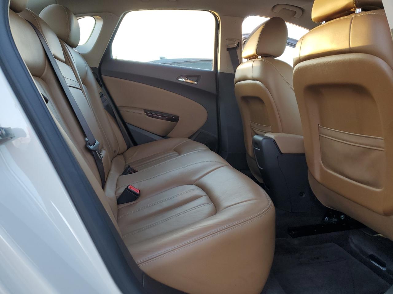 2014 Buick Verano Premium VIN: 1G4PT5SV2E4147797 Lot: 92900415