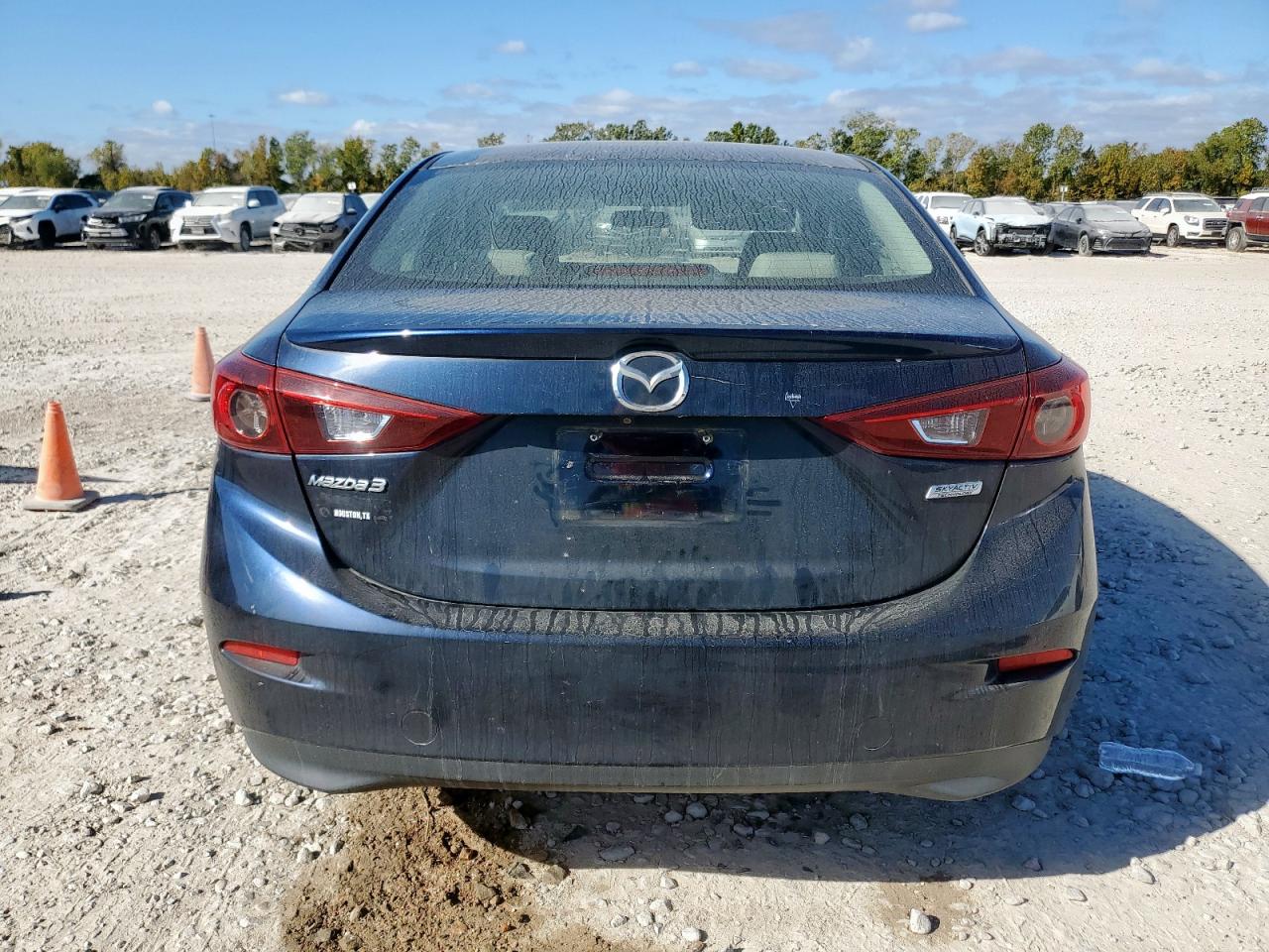 2015 Mazda 3 Touring VIN: 3MZBM1V7XFM215218 Lot: 92408355
