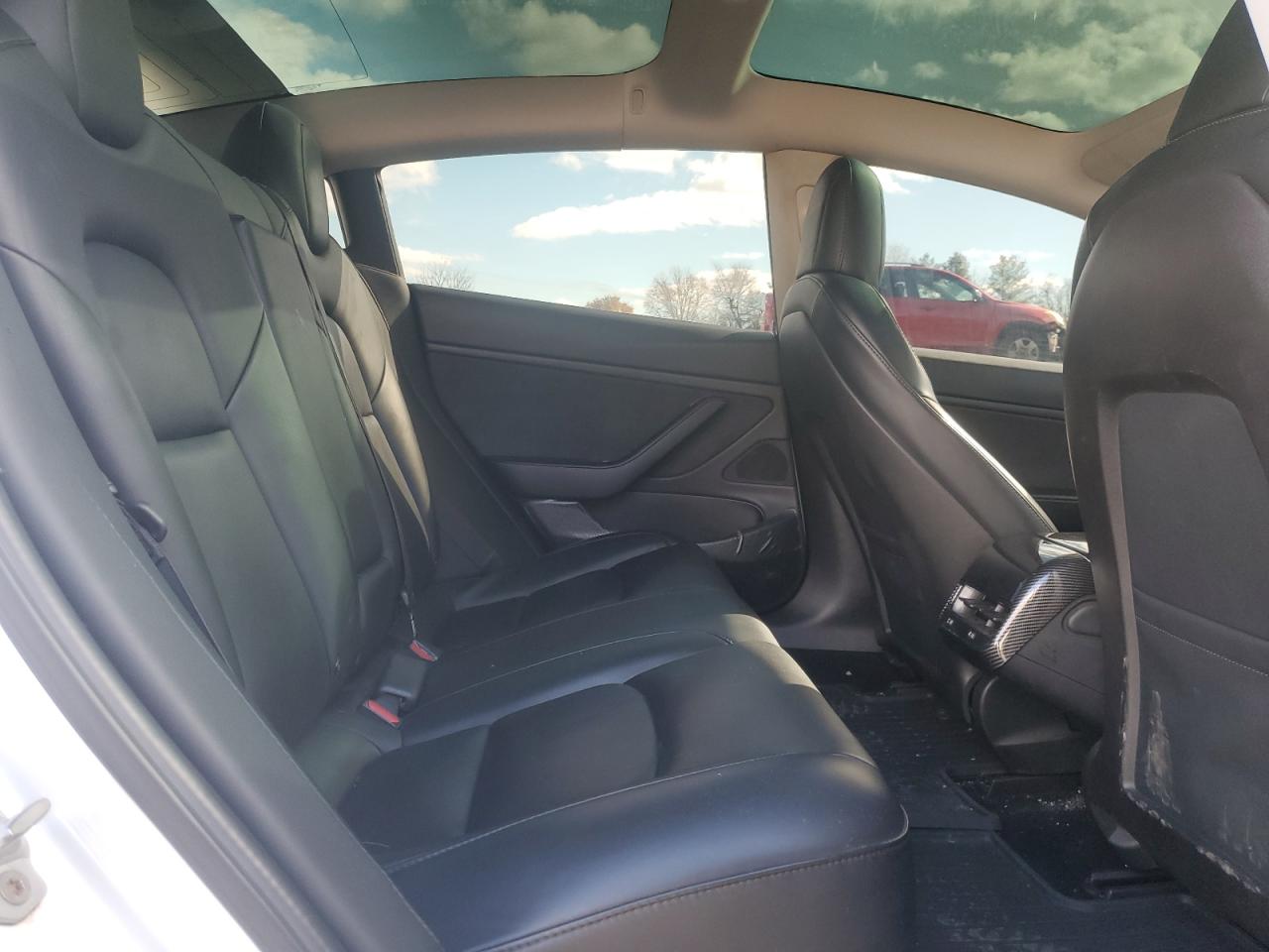 2019 Tesla Model 3 VIN: 5YJ3E1EB8KF493364 Lot: 91424825