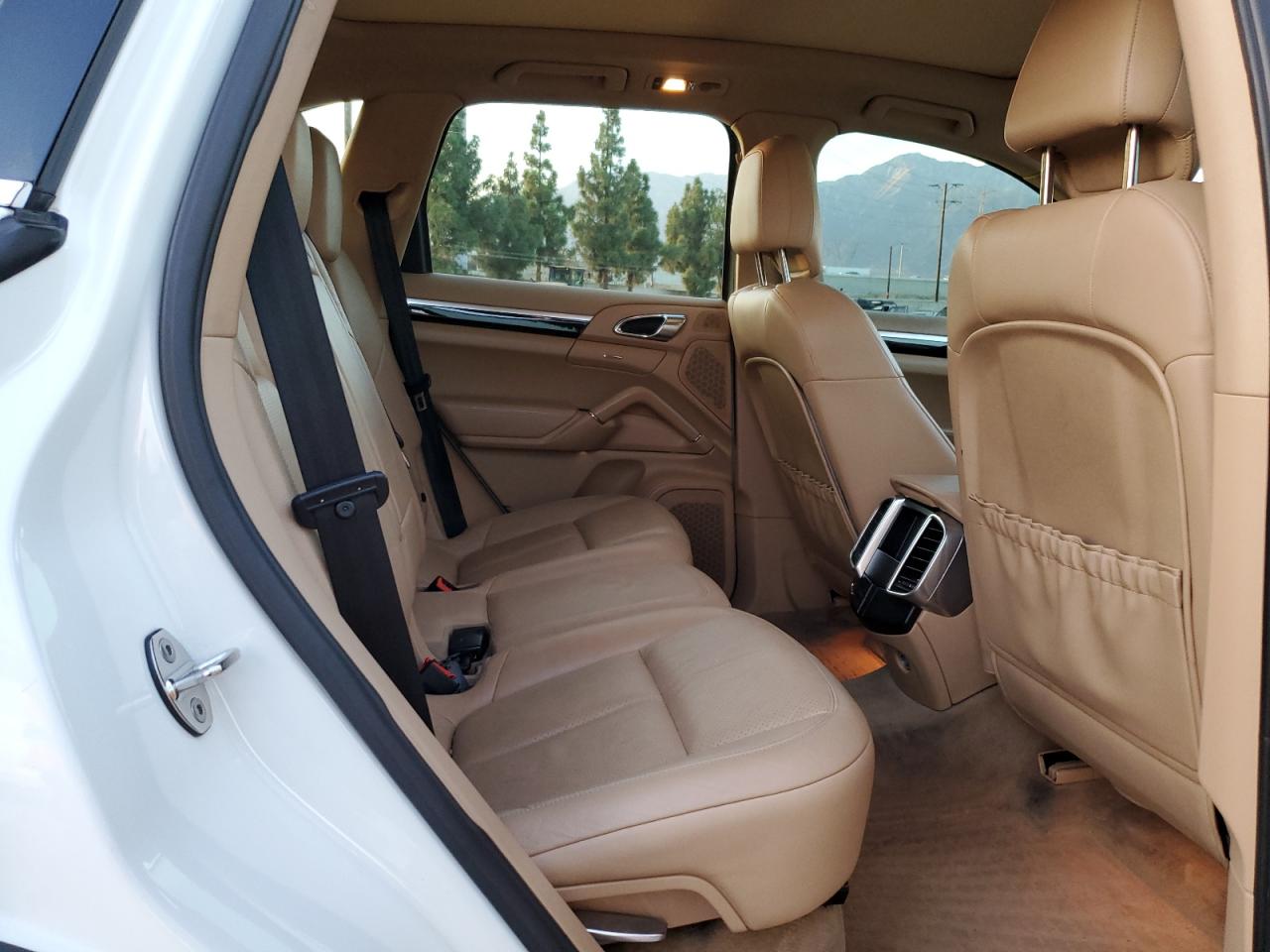 2012 Porsche Cayenne VIN: WP1AA2A21CLA04511 Lot: 92301885