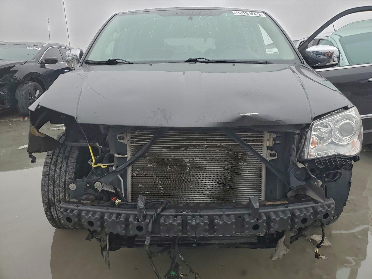 2015 Chrysler Town & Country Limited Platinum VIN: 2C4RC1GG7FR726850 Lot: 93104665