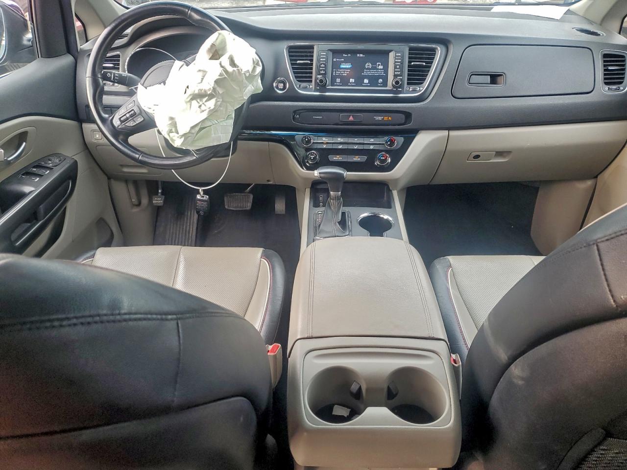 2020 Kia Sedona Lx VIN: KNDMB5C12L6575182 Lot: 93345075