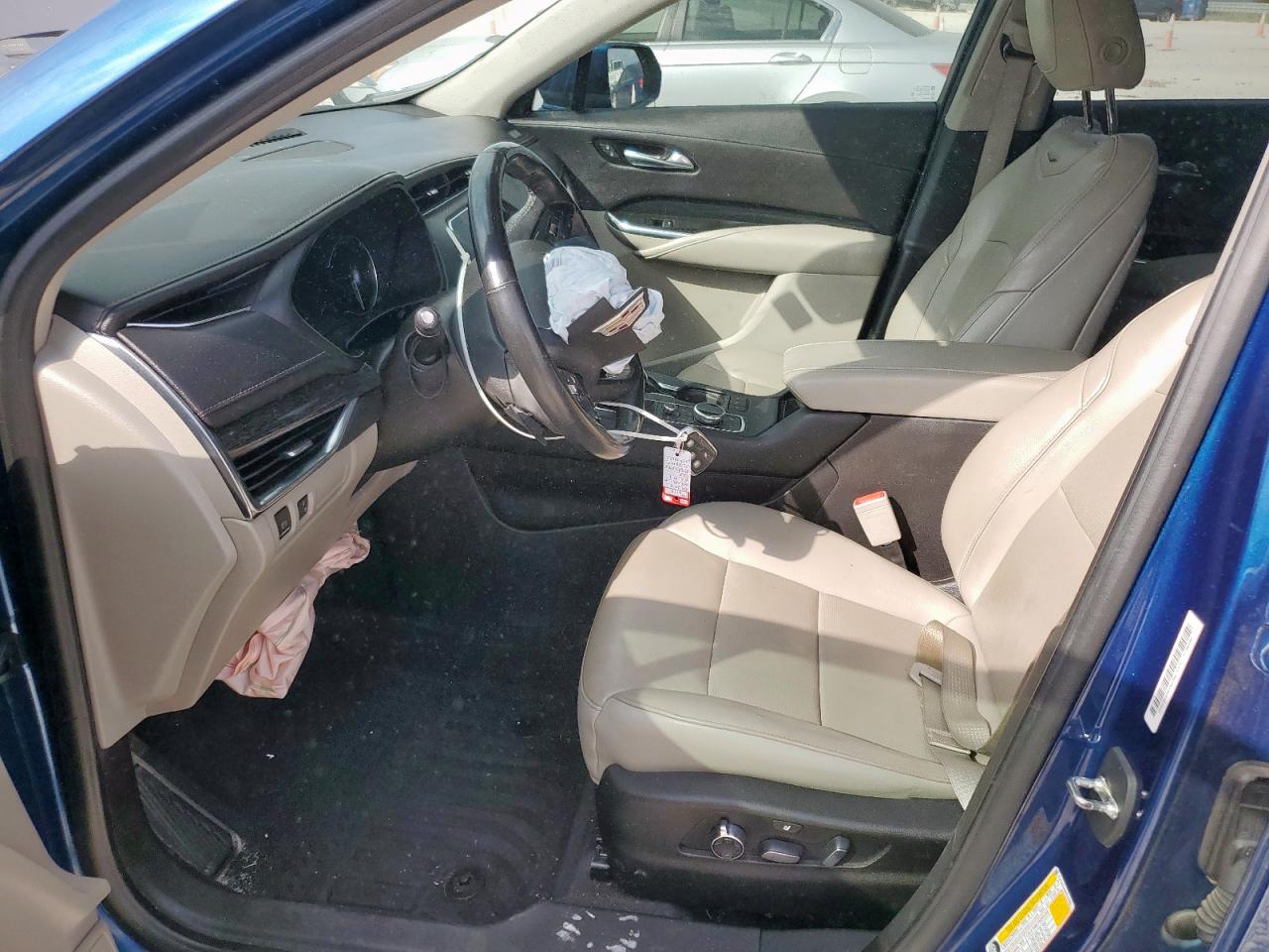 2019 Cadillac Xt4 Premium Luxury VIN: 1GYFZCR40KF170392 Lot: 93490275