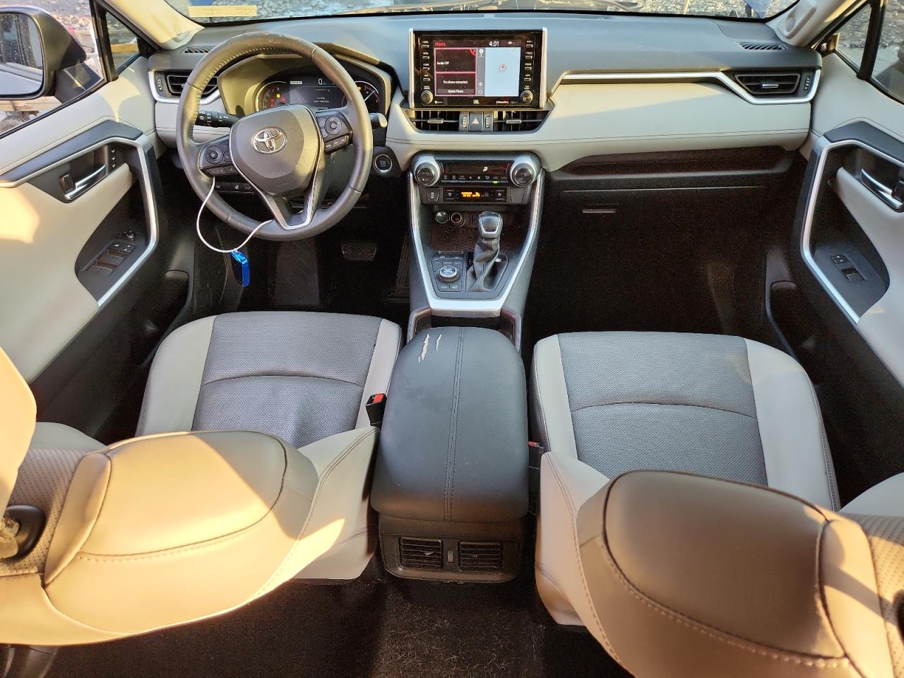 2019 Toyota Rav4 Limited VIN: JTMN1RFV9KD032631 Lot: 92018465