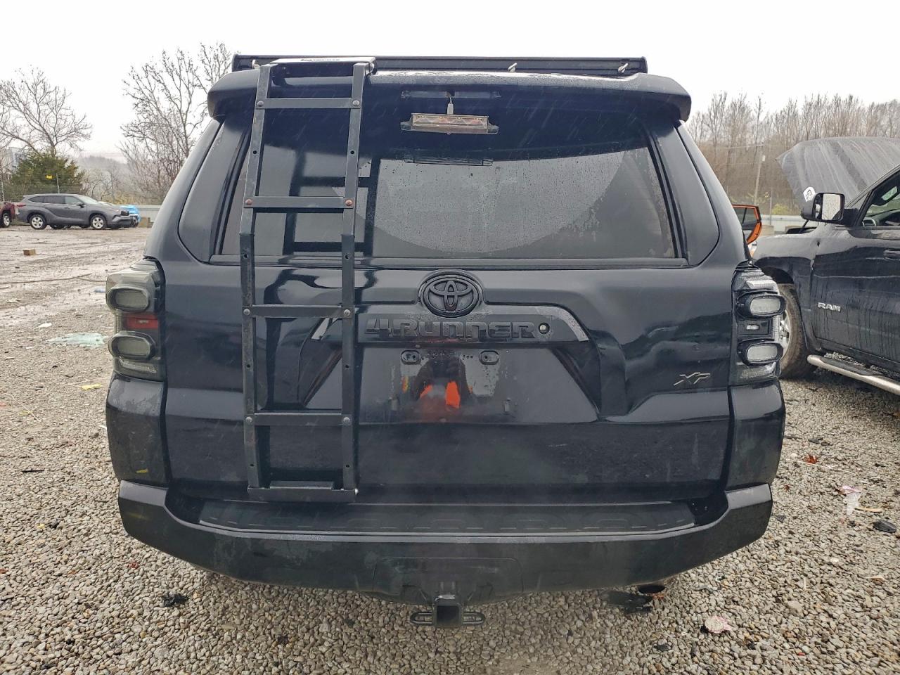 2018 Toyota 4Runner Sr5 VIN: JTEZU5JR7J5180762 Lot: 93346305