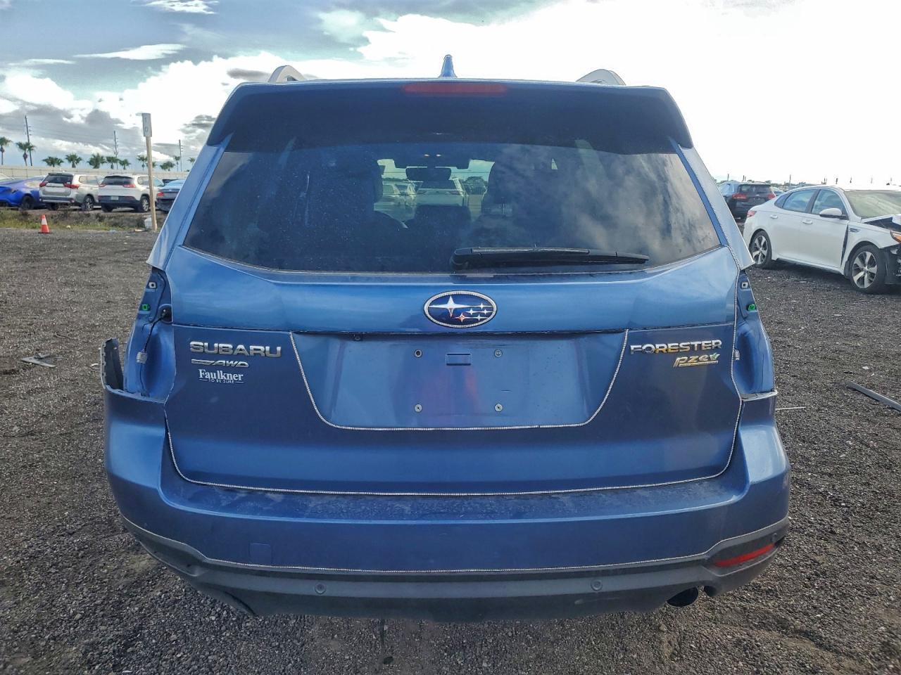 2017 Subaru Forester 2.5I Limited VIN: JF2SJARC9HH556198 Lot: 94170885