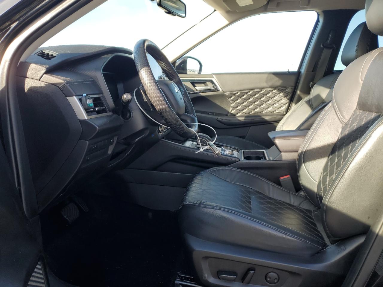 2023 Mitsubishi Outlander Sel VIN: JA4J3VA85PZ037462 Lot: 90146185