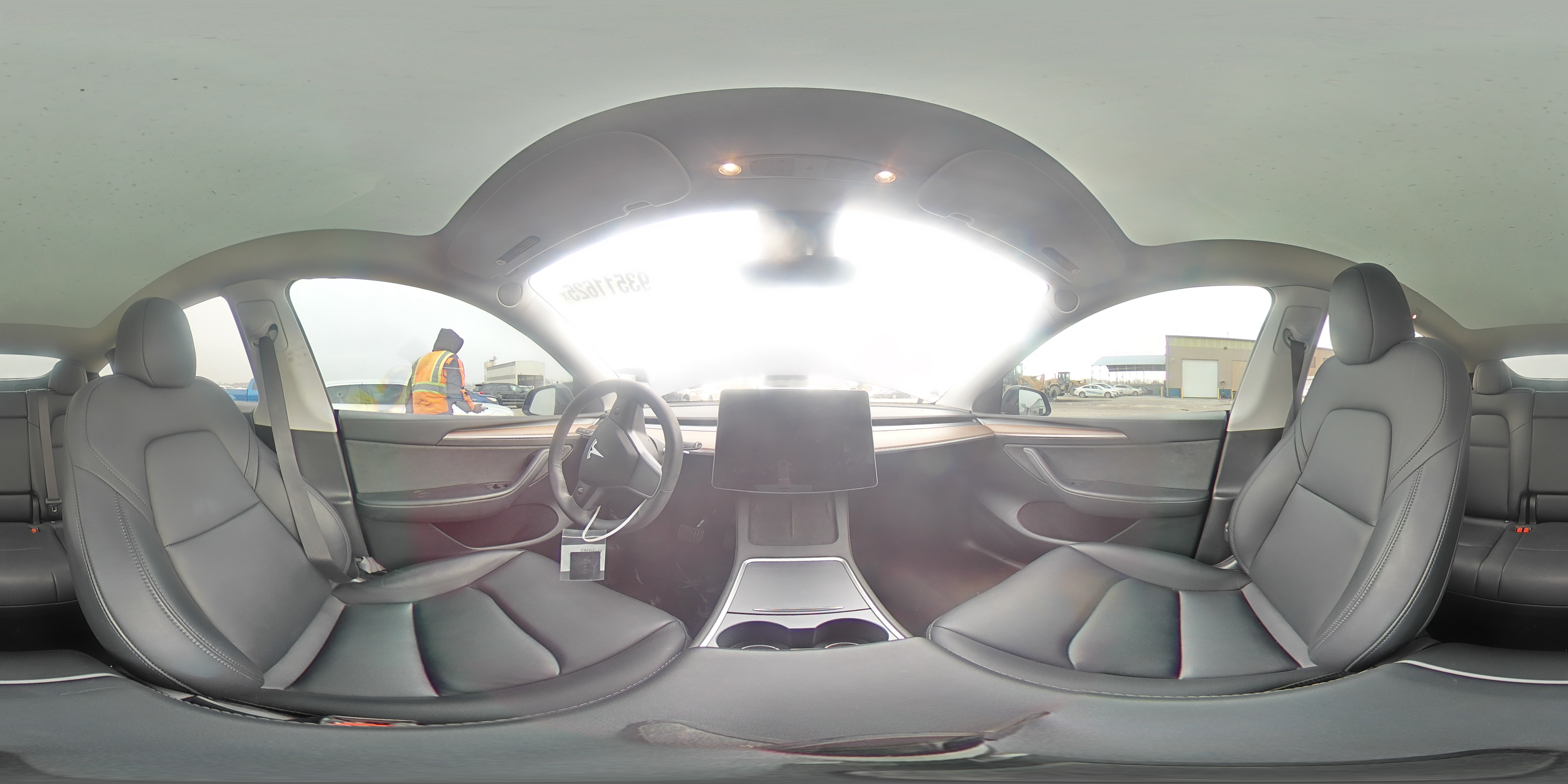 2023 Tesla Model Y VIN: 7SAYGDEEXPF747582 Lot: 93511625