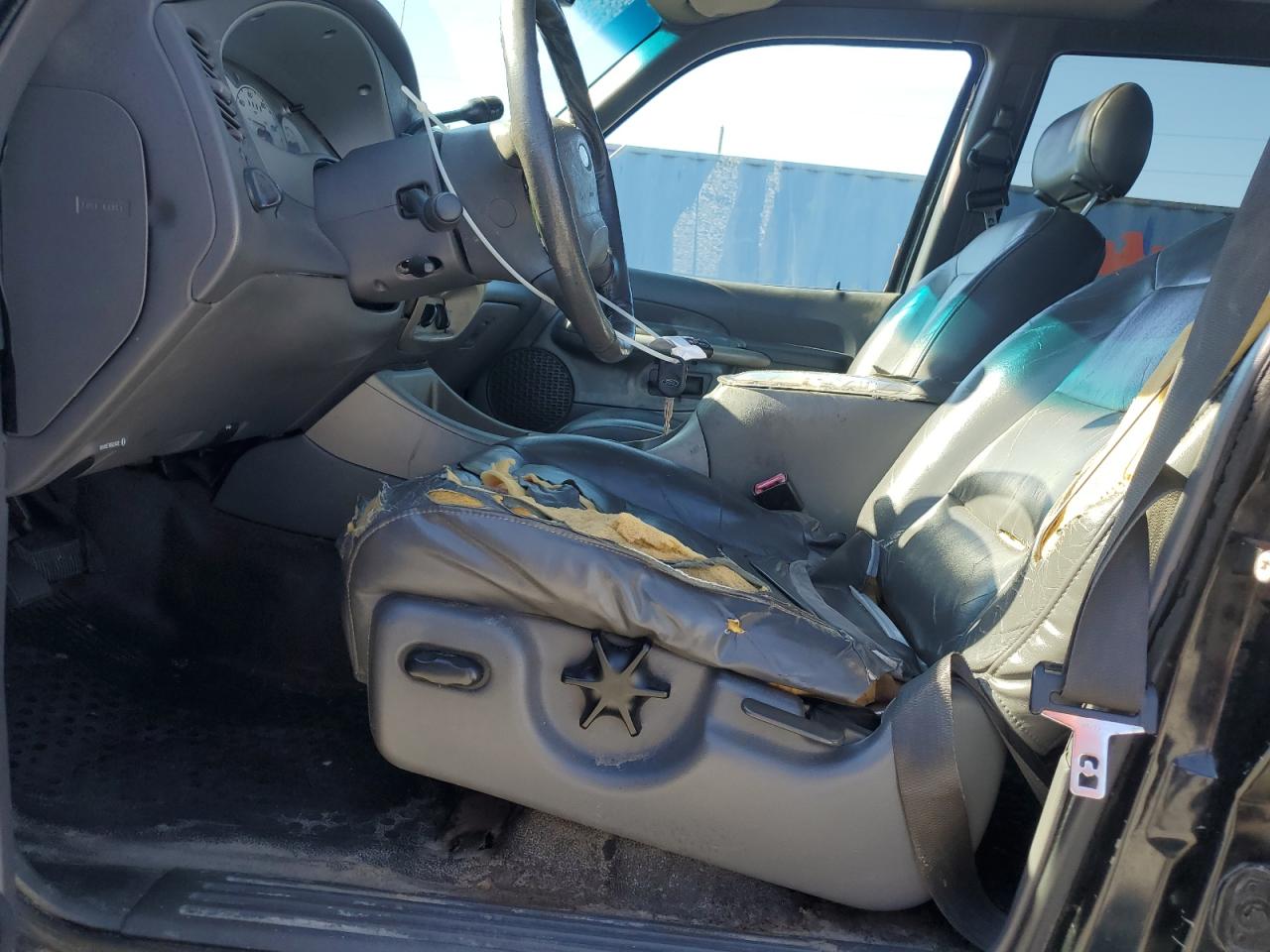 2002 Ford Explorer Sport Trac VIN: 1FMZU67E22UD07080 Lot: 93502525