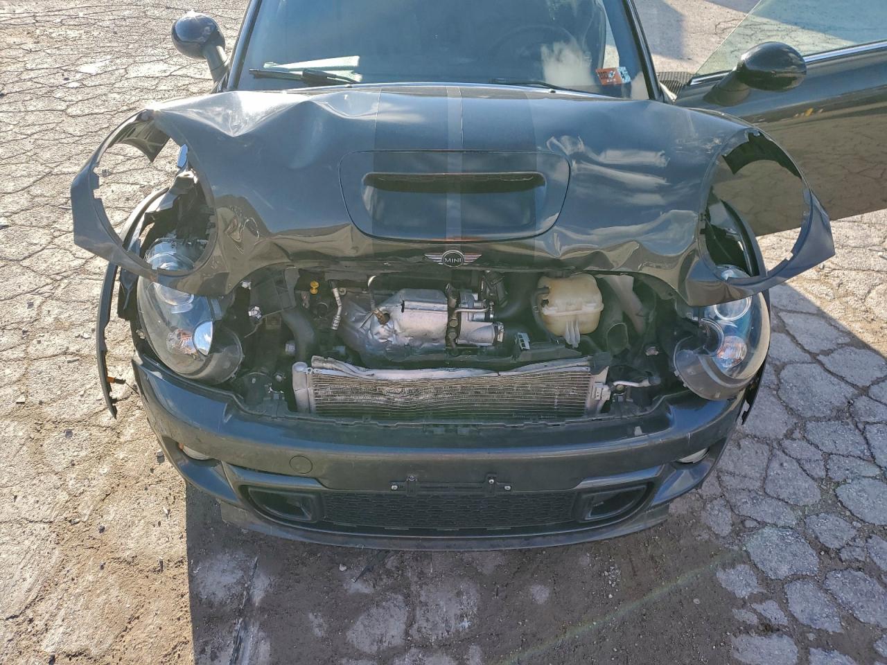 2014 Mini Cooper Roadster S VIN: WMWSY3C56ET566290 Lot: 94689715