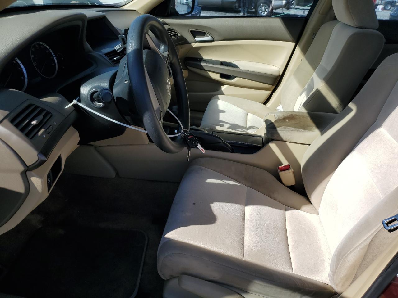 2009 Honda Accord Lx VIN: 1HGCP26359A000395 Lot: 92410165