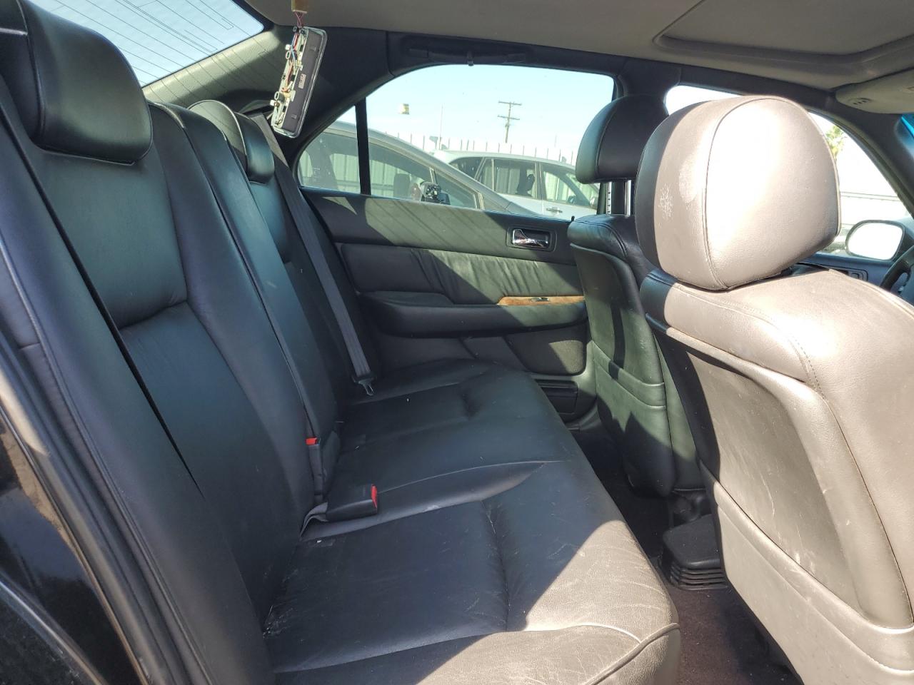 2000 Acura 3.5Rl VIN: JH4KA9662YC011810 Lot: 91226165