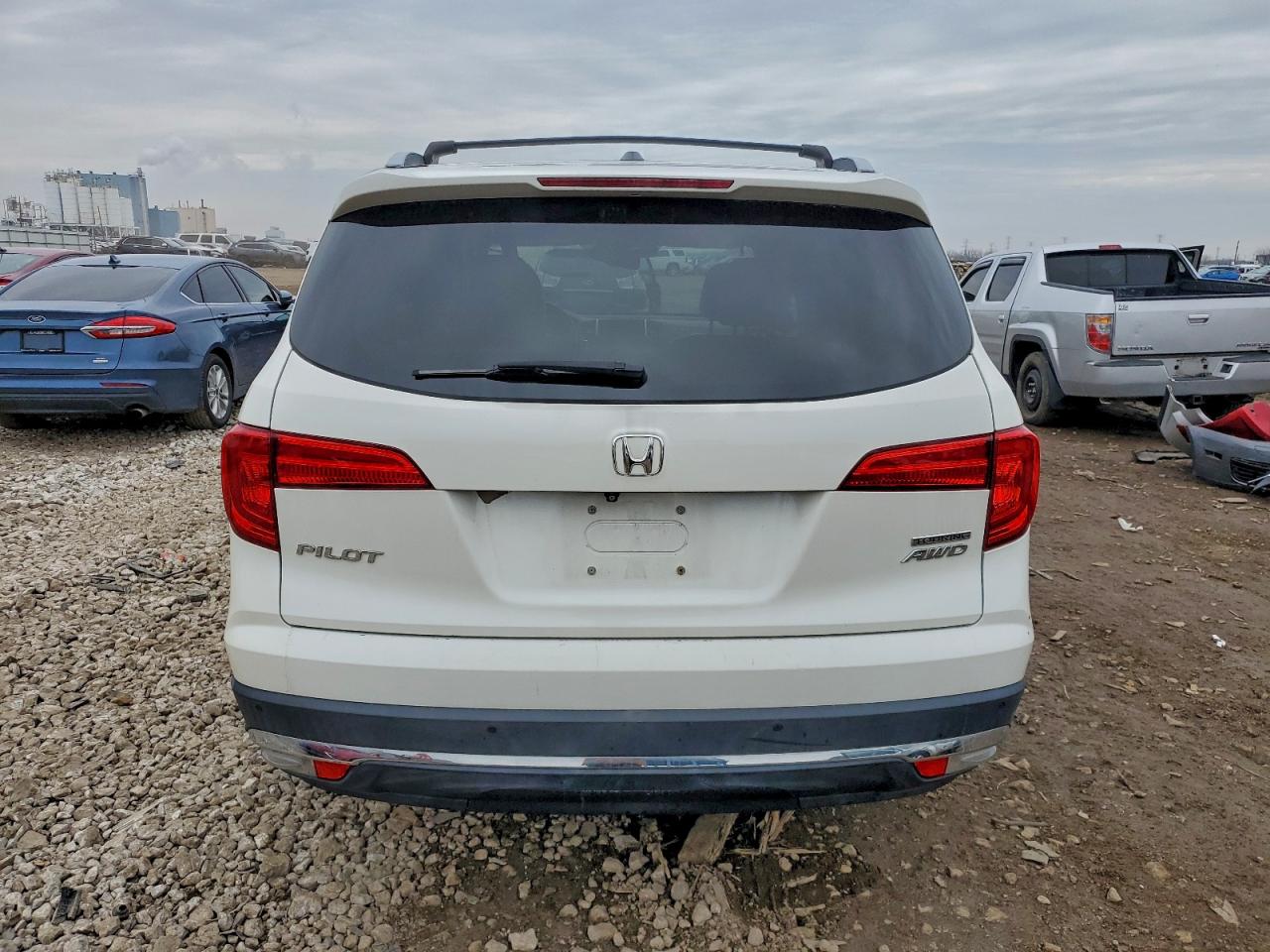2017 Honda Pilot Touring VIN: 5FNYF6H93HB017279 Lot: 93757425