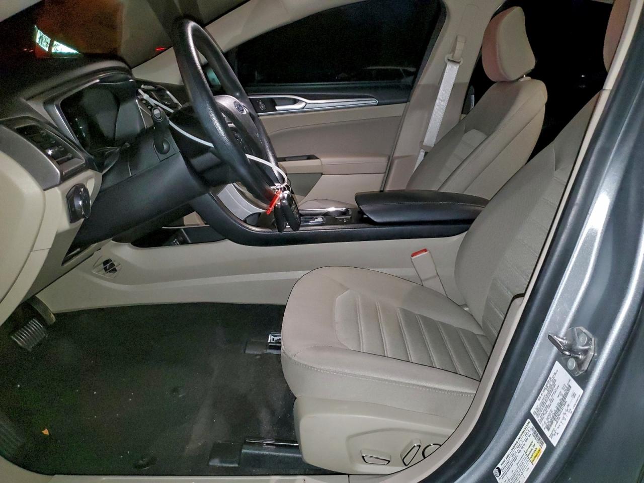 2020 Ford Fusion Se VIN: 3FA6P0LU3LR118686 Lot: 93944915