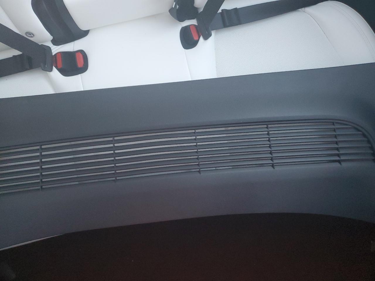 2026 Tesla Model Y VIN: 7SAYGDEE2TA409410 Lot: 91087505