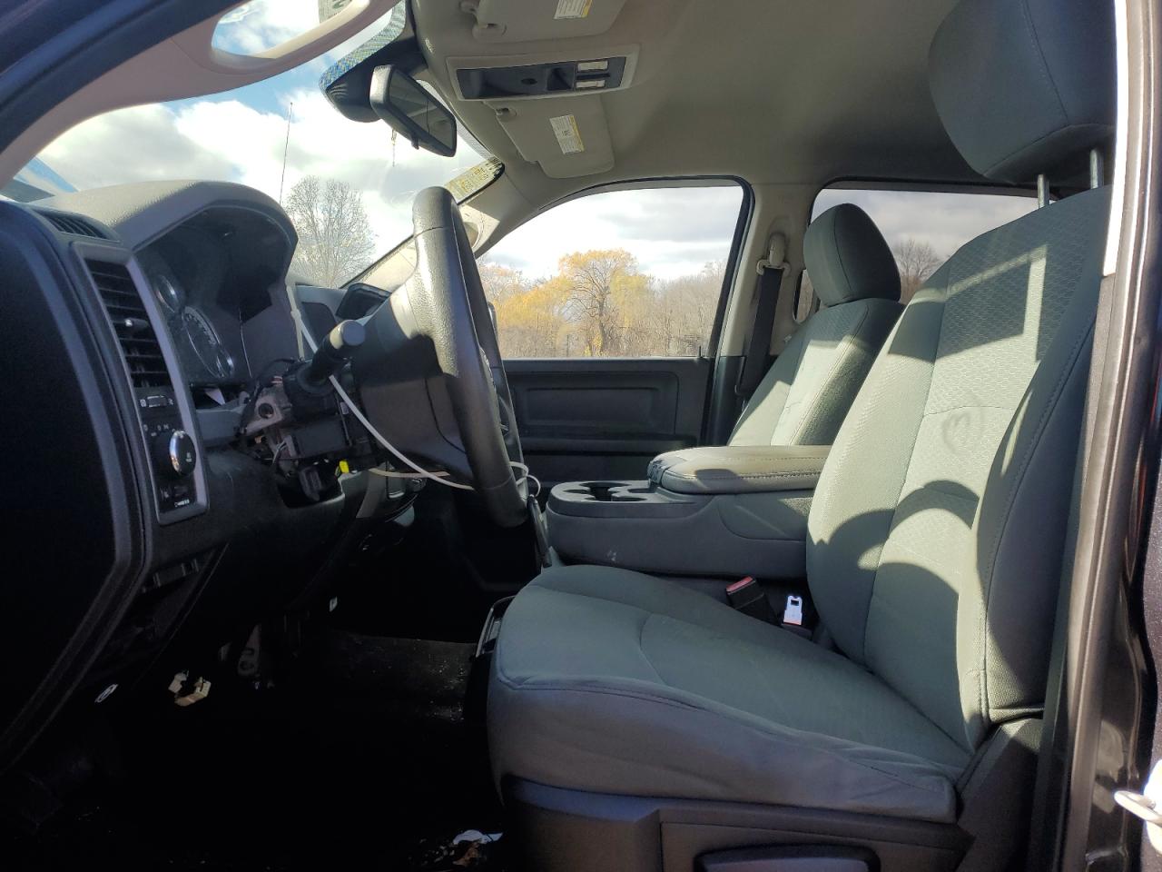 2013 Ram 1500 St VIN: 1C6RR7KT1DS687990 Lot: 92294965