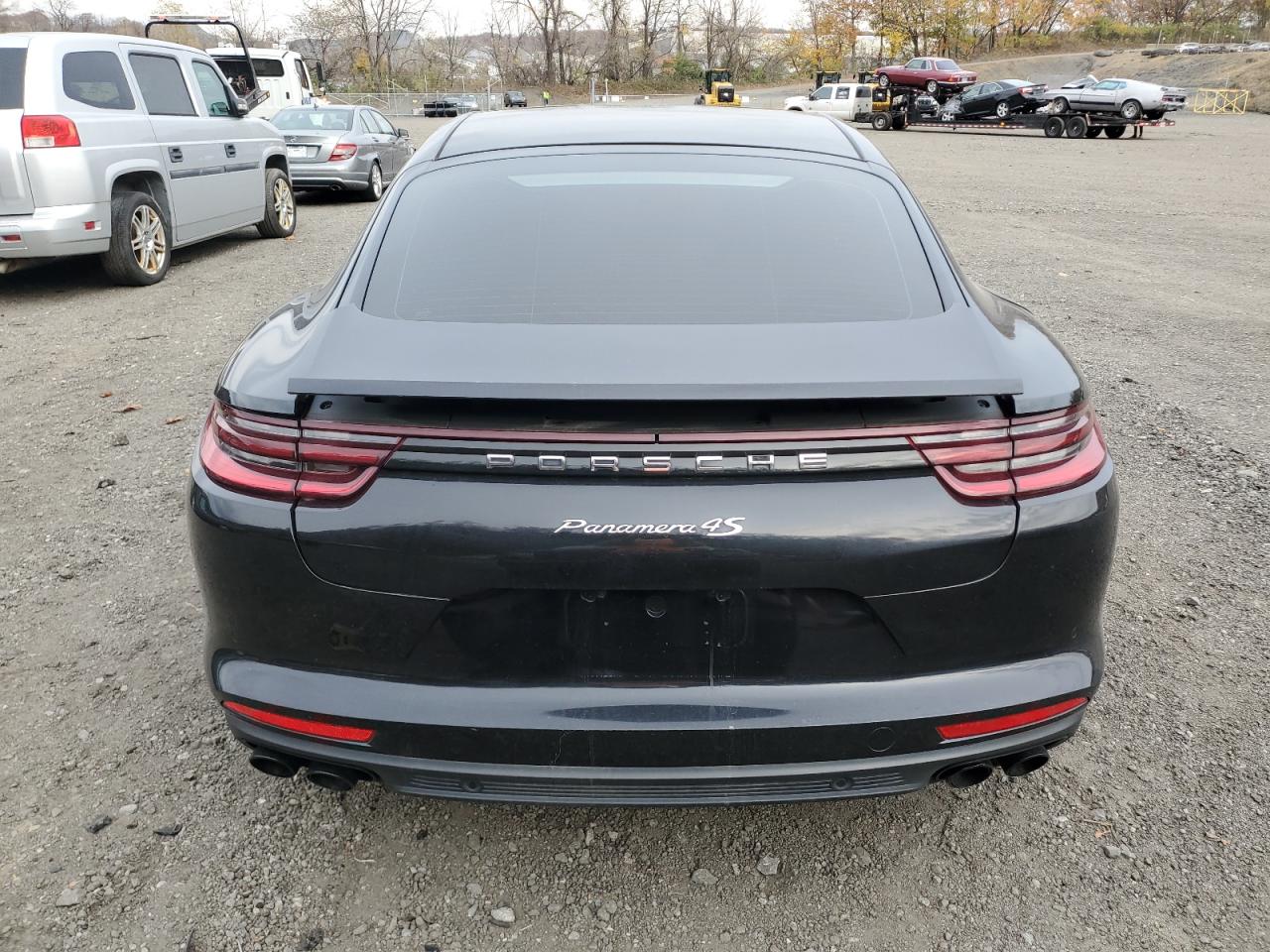 2018 Porsche Panamera 4S VIN: WP0AB2A70JL133377 Lot: 92203985