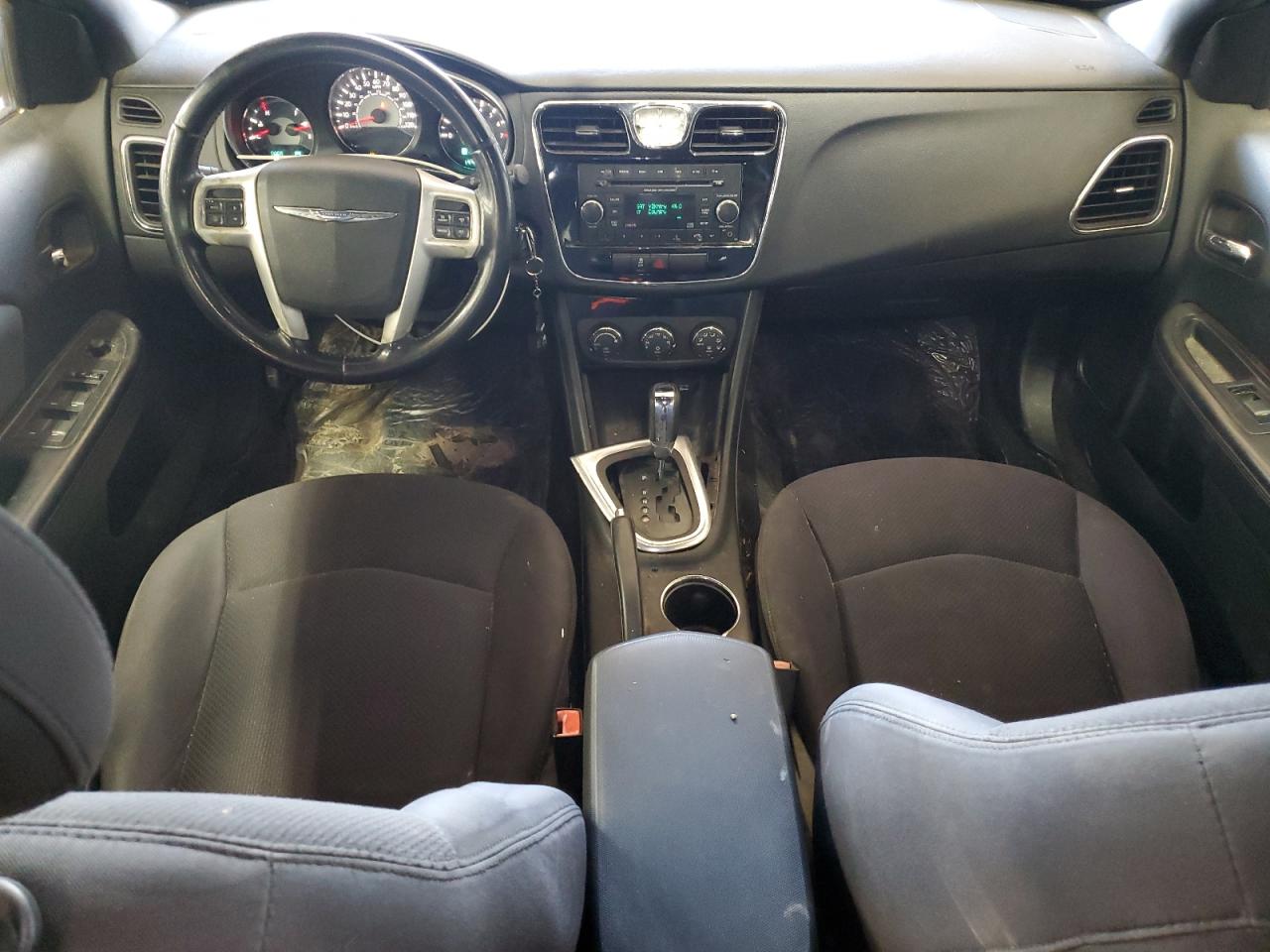 2013 Chrysler 200 Touring VIN: 1C3CCBBB8DN695131 Lot: 92063505