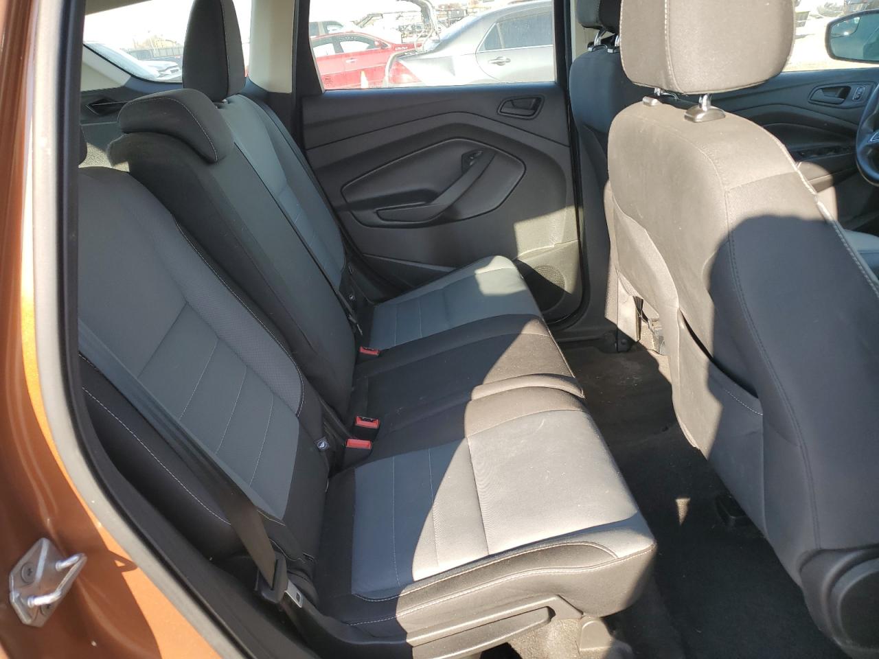 2017 Ford Escape S VIN: 1FMCU0F70HUA37619 Lot: 93492665