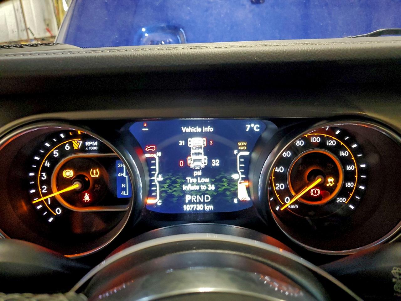 2019 Jeep Wrangler Unlimited Sahara VIN: 1C4HJXEG0KW673157 Lot: 94131415