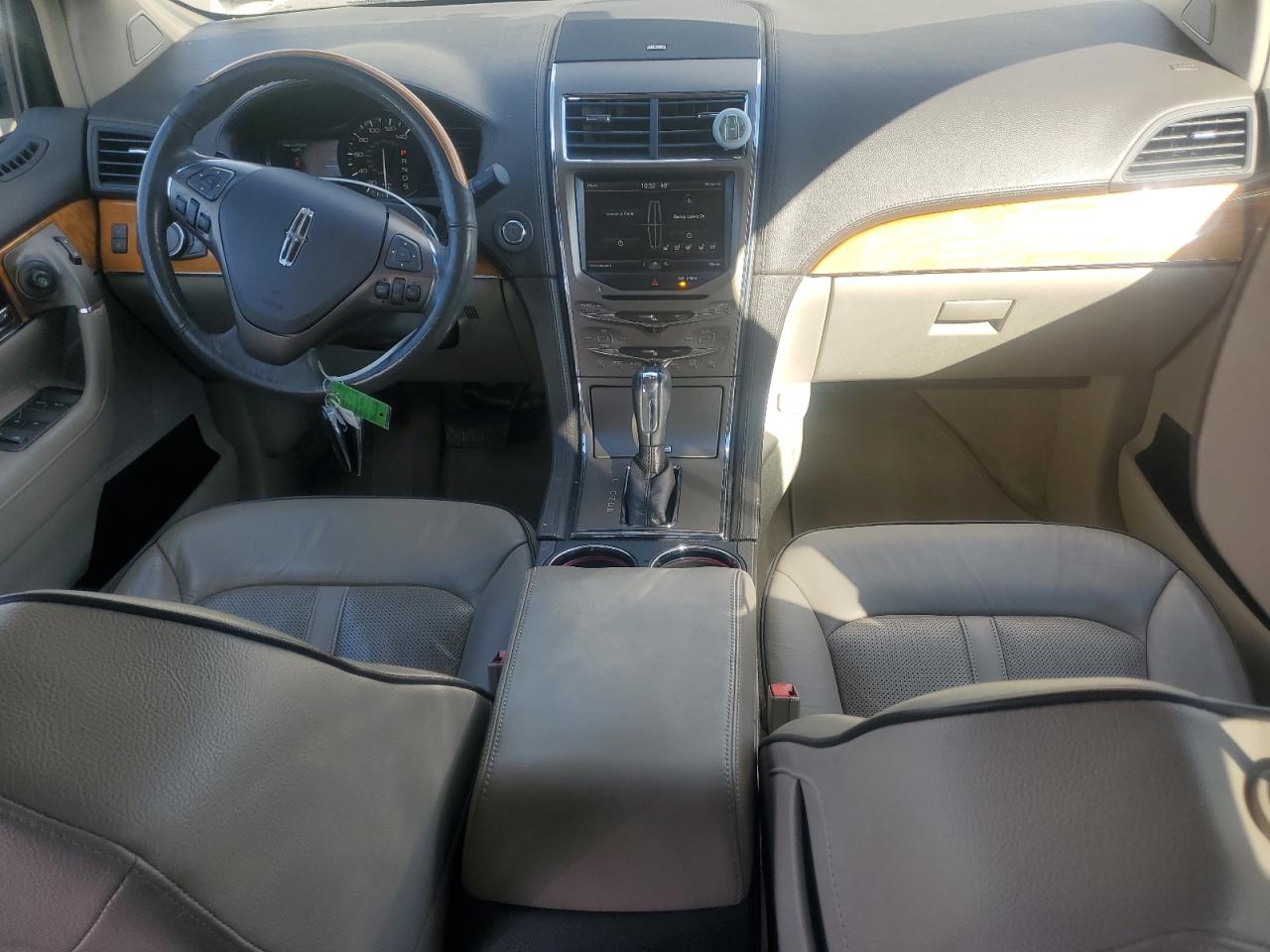 2015 Lincoln Mkx VIN: 2LMDJ8JK8FBL28058 Lot: 92710915