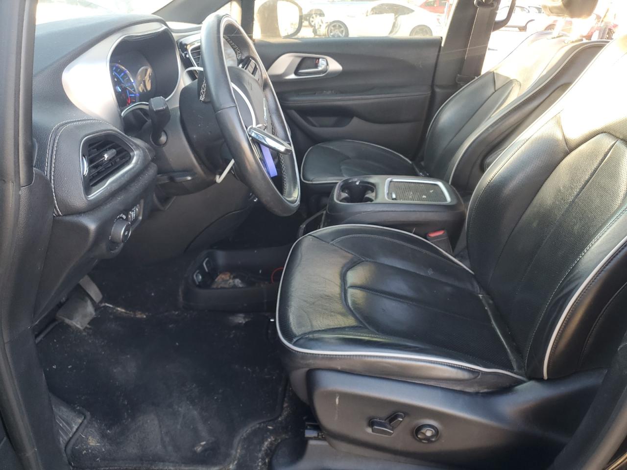 2020 Chrysler Pacifica Hybrid Limited VIN: 2C4RC1N73LR288228 Lot: 89663475