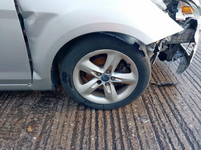 2009 FORD FOCUS 1.6 ZETEC 5DR