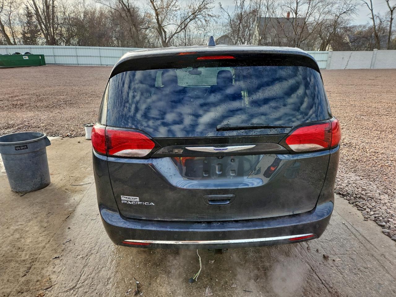 2020 Chrysler Pacifica Touring VIN: 2C4RC1FG5LR237568 Lot: 93916795