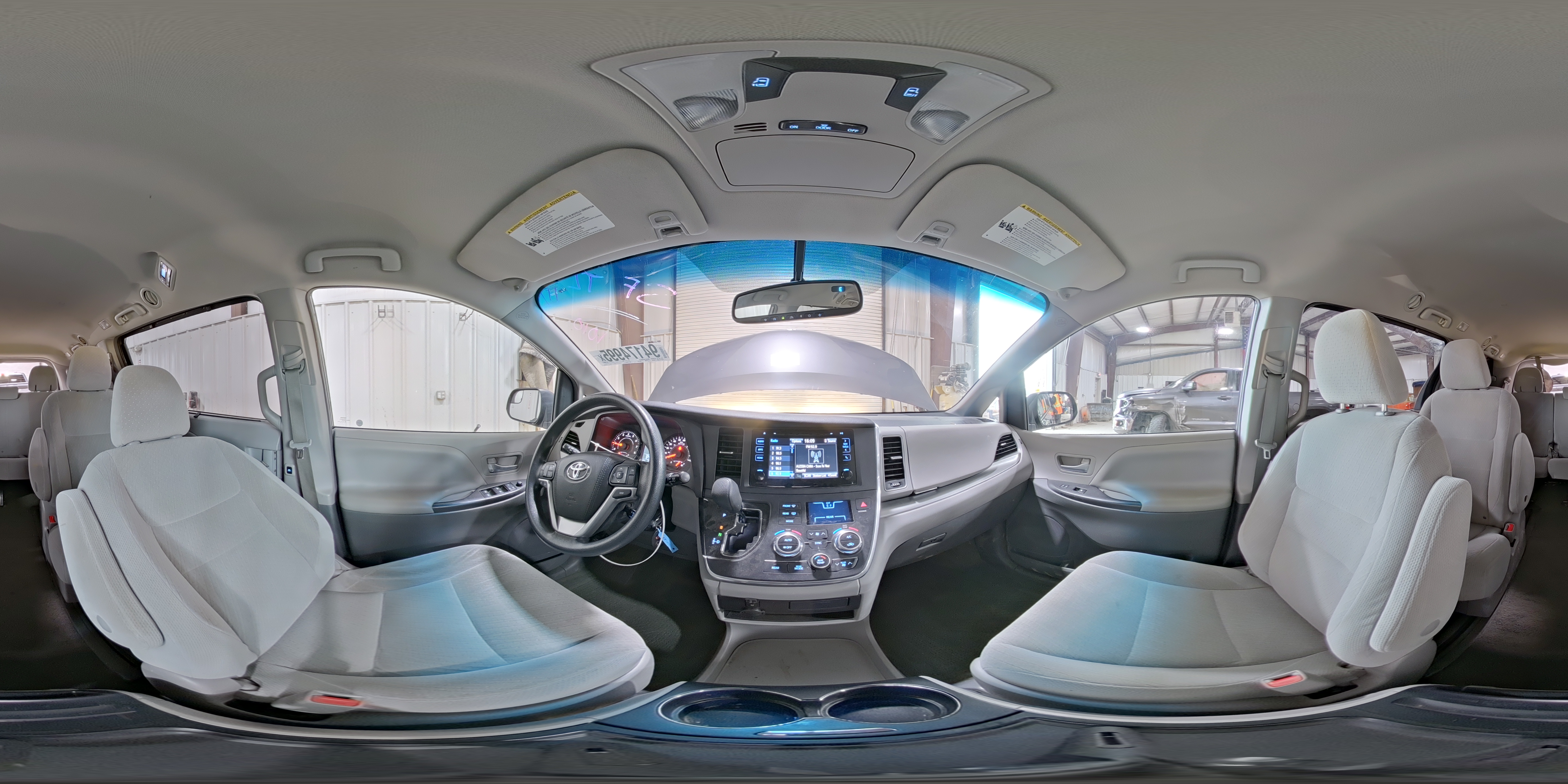 2015 Toyota Sienna Le VIN: 5TDJK3DC8FS127475 Lot: 94174995