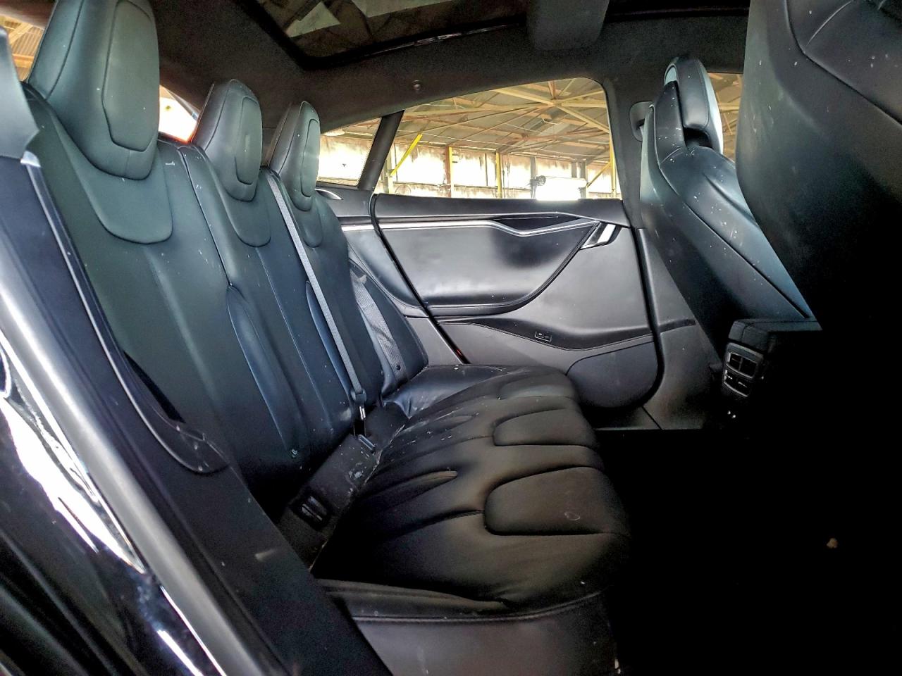 2017 Tesla Model S VIN: 5YJSA1E21HF196095 Lot: 94574375