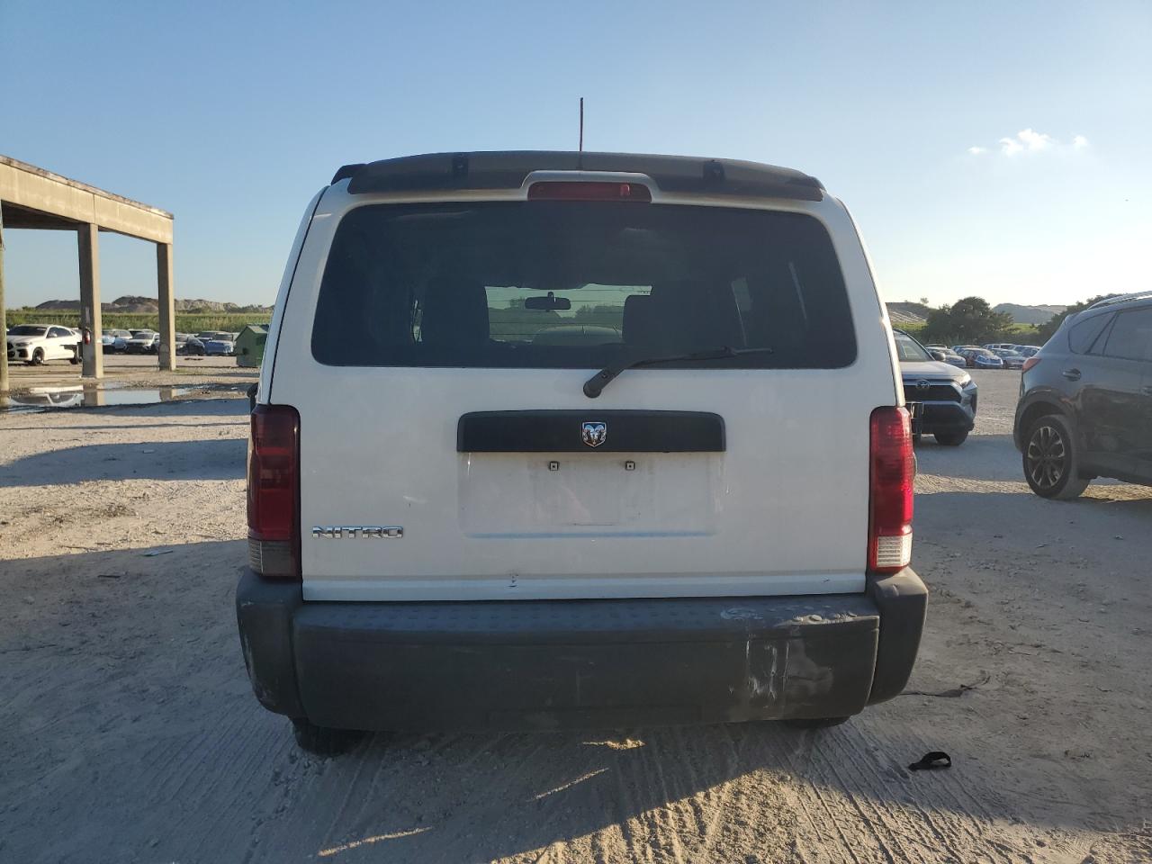 2007 Dodge Nitro Sxt VIN: 1D8GT28K17W606276 Lot: 91523035