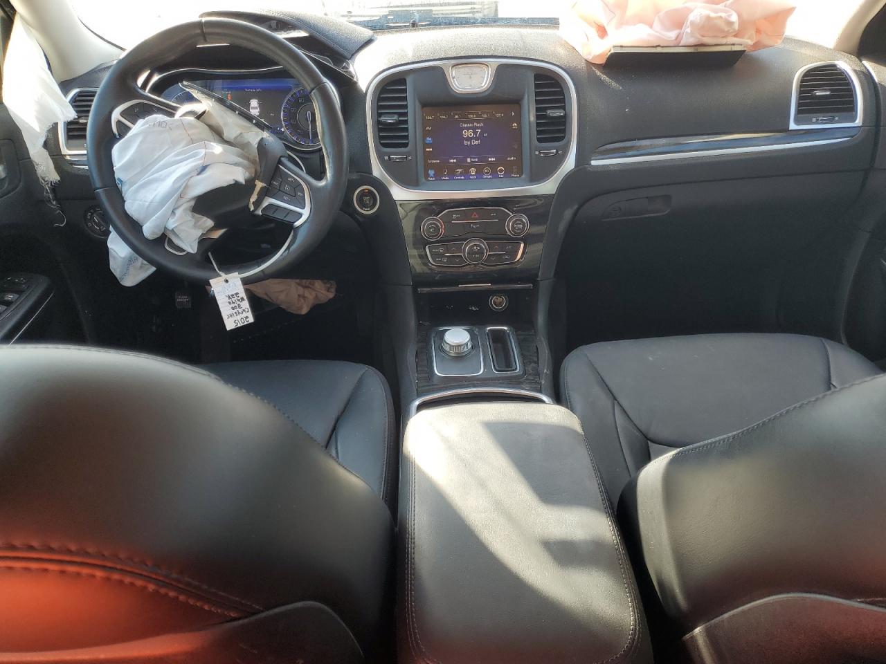 2015 Chrysler 300 Limited VIN: 2C3CCAAG5FH853931 Lot: 93369915