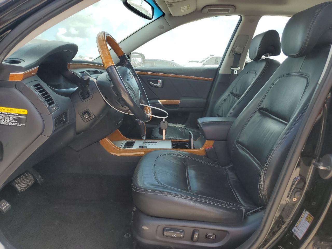 2008 Hyundai Azera Se VIN: KMHFC46FX8A255292 Lot: 93522305