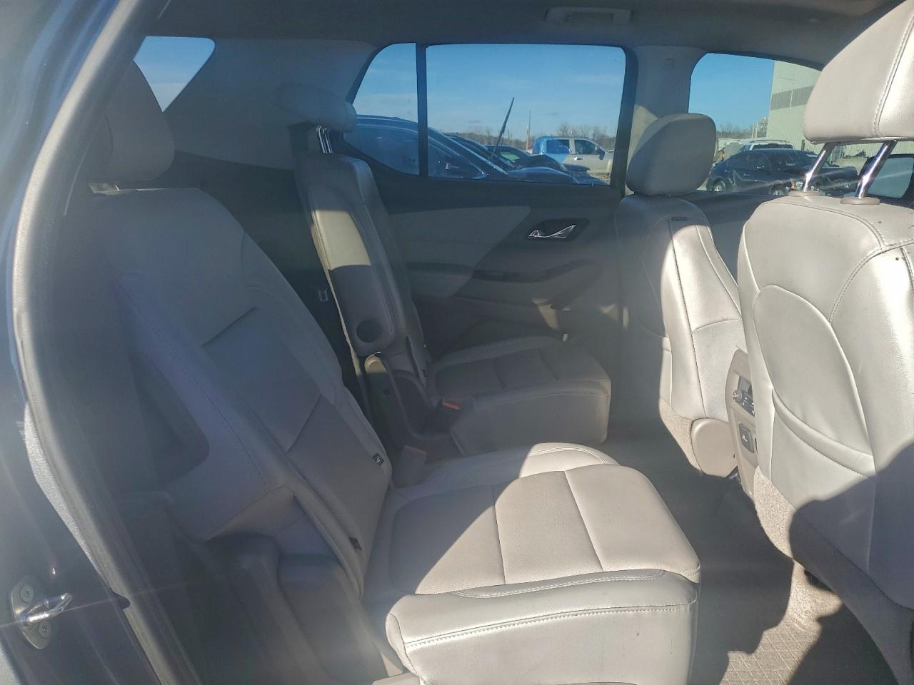 2018 Chevrolet Traverse Premier VIN: 1GNEVJKW6JJ194633 Lot: 94139245